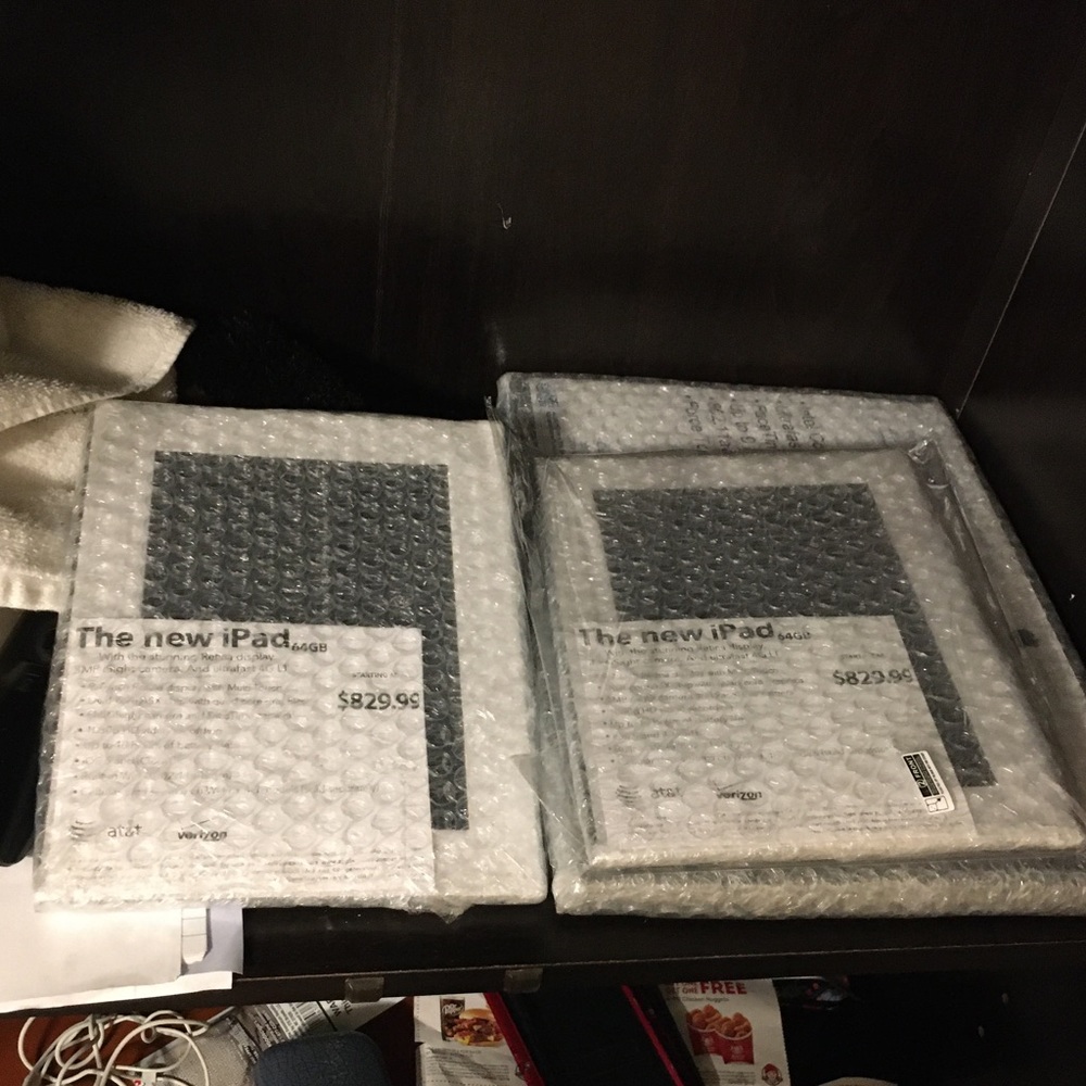iPads - Picture 2 of 2